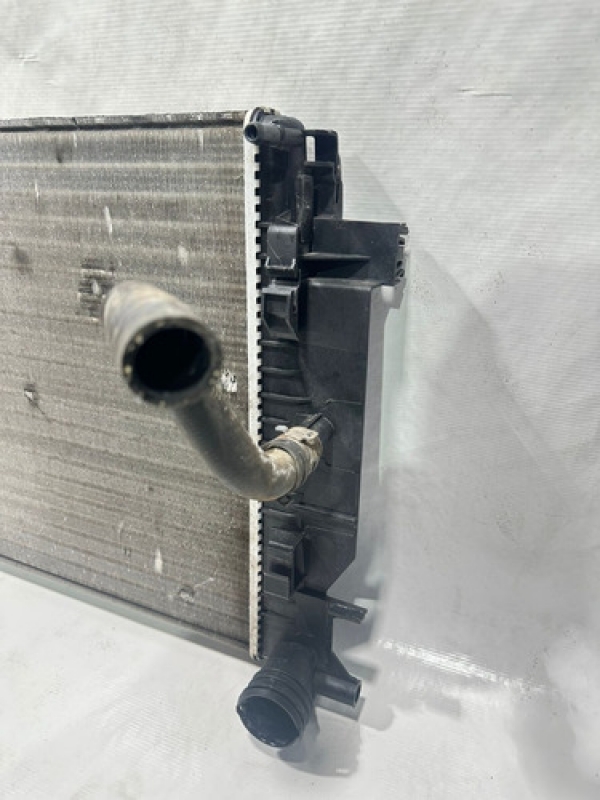 Radiador De Água Mb Sprinter 311 313 415 515 2015 2016 2017