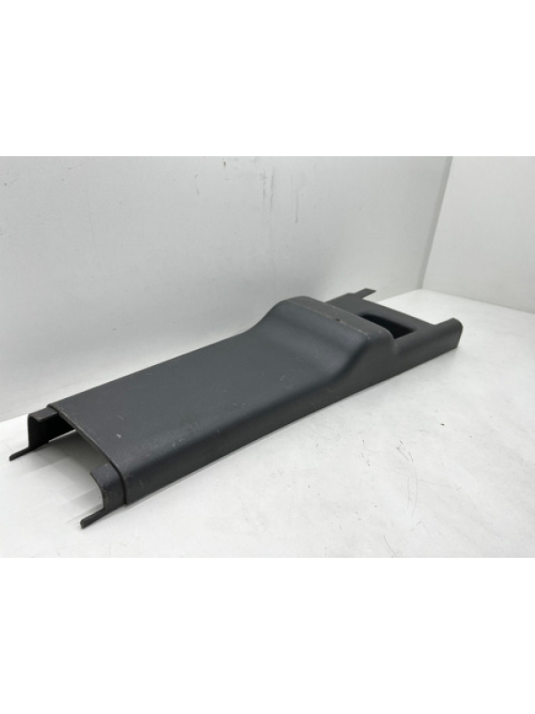 Acabamento Inferior Direito Cinto Iveco Daily 35s14 2014 015