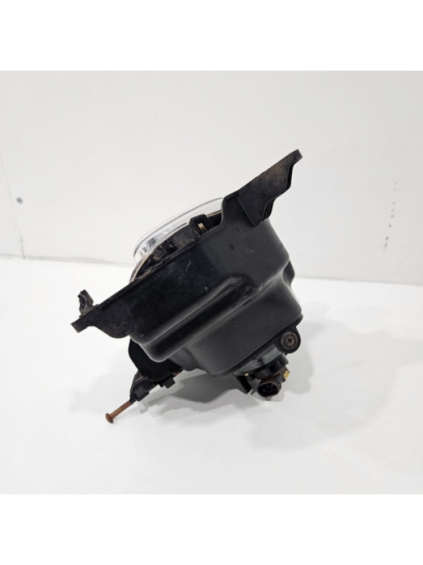 Farol De Milha Lado Direito Hyundai Hr 2.5 16v 2013 À 2022.