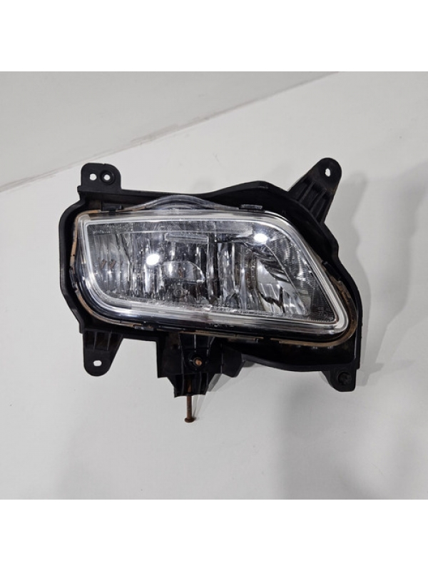 Farol De Milha Lado Direito Hyundai Hr 2.5 16v 2013 À 2022.
