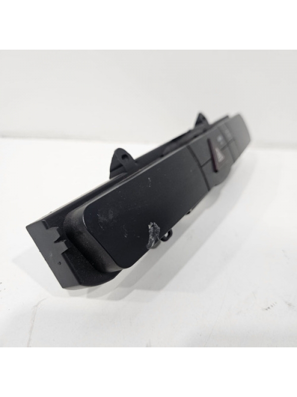 Moldura Botão Pisca Alerta Mb Sprinter 311 313 415 2018 2019