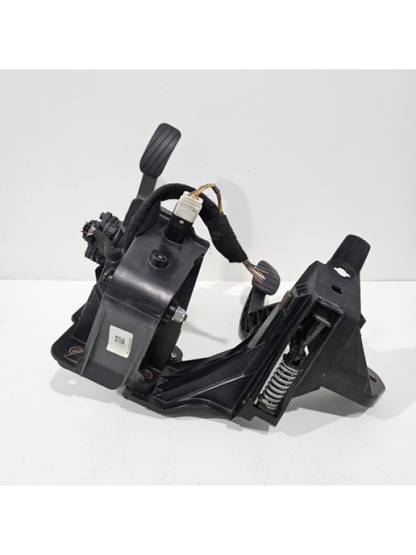 Pedaleira Acelerador Freio Embreagem Renault Master 2.3 2022
