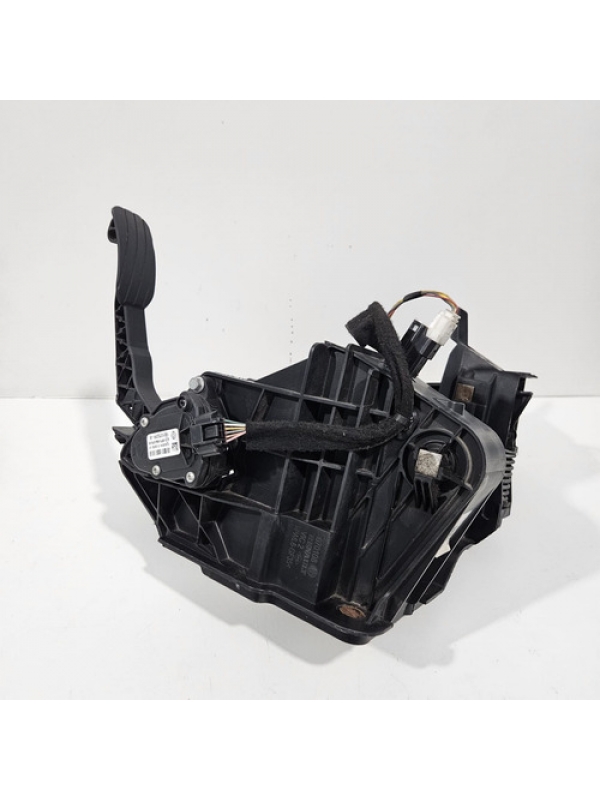 Pedaleira Acelerador Freio Embreagem Renault Master 2.3 2022