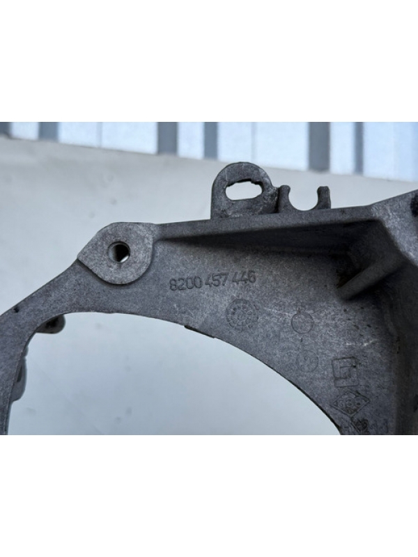 Suporte Alternador Renault Master 2.5 2005 2006 2007 À 2012.