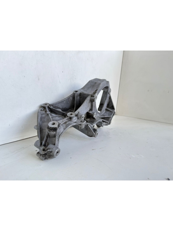 Suporte Alternador Renault Master 2.5 2005 2006 2007 À 2012