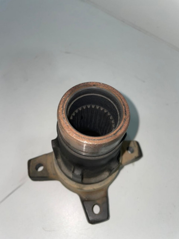 Flange Câmbio Pinhão Mb Sprinter 311 314 2.2 2.0 2024 2025 .