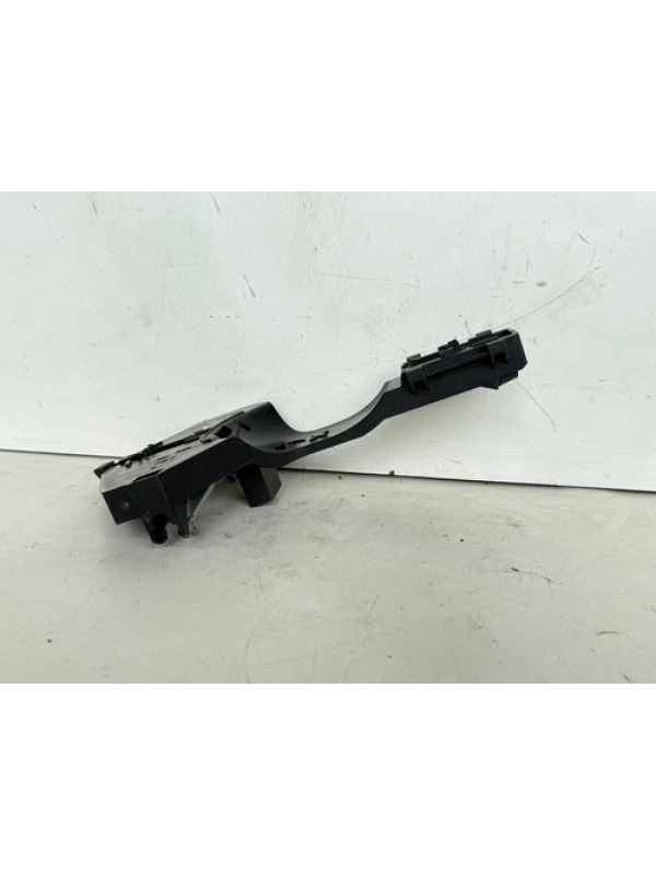 Suporte Maçaneta Porta Traseira Mb Sprinter 415 2013 À 2019.