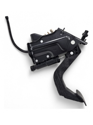 Pedal Embreagem Mb Sprinter 313 415 515 2016 2017 2018 2019.
