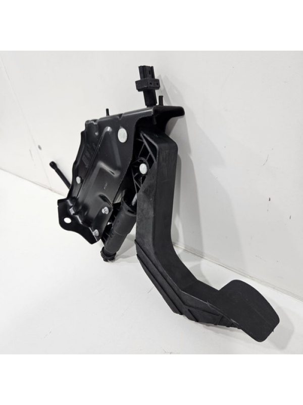 Pedal Embreagem Mb Sprinter 313 415 515 2016 2017 2018 2019.