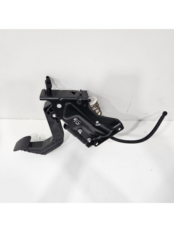 Pedal Embreagem Mb Sprinter 313 415 515 2016 2017 2018 2019.