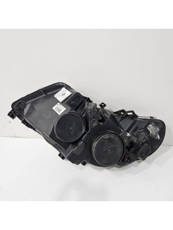 Farol Lado Direito Fiat Ducato 2.3 2019 2020 2021 22 Detalhe