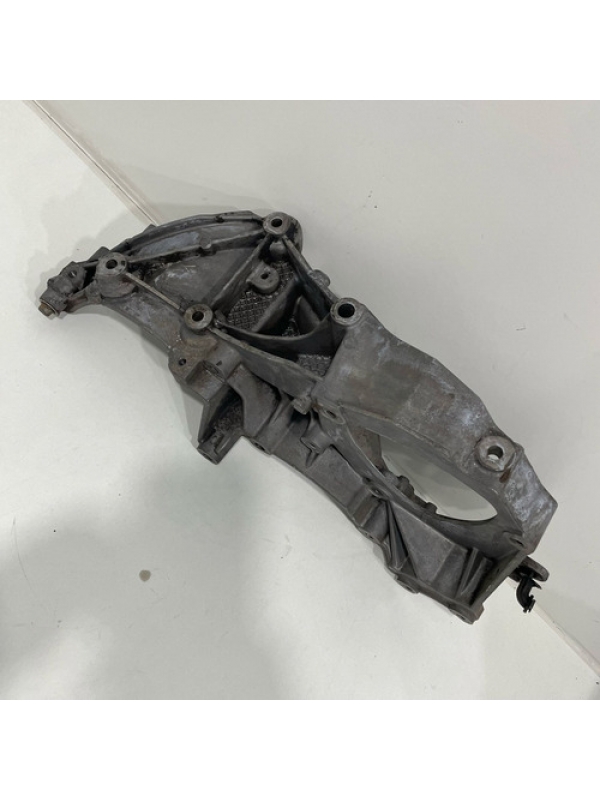 Suporte Alternador Renault Master 2.5 2004 2005 2006 À 2012