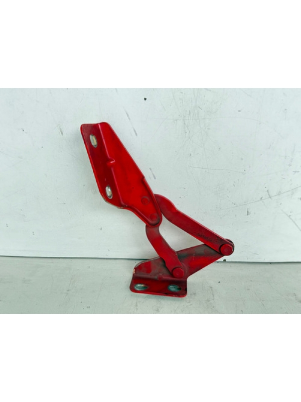 Dobradiça Lado Esquerdo Capô Iveco Daily 35s14 2018 2019.
