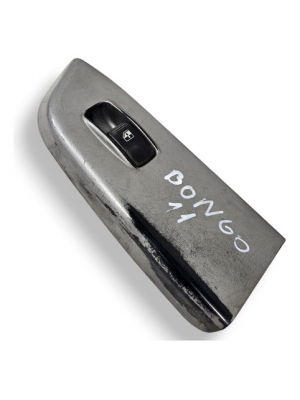 Moldura Comando Botão Vidro Kia Bongo 2008 2009 2010 2011 12