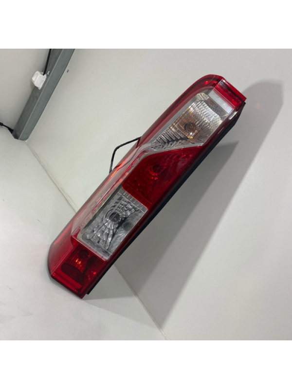 Lanterna Traseira Esquerda Renault Master 2.3 2013 À 2024