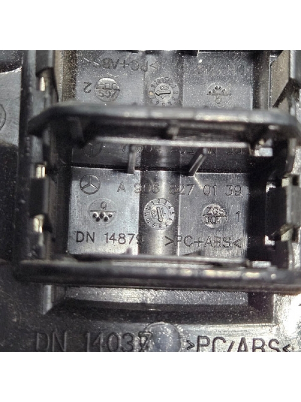 Moldura Painel Instrumentos Mb Sprinter 415 2013 À 2018 2019
