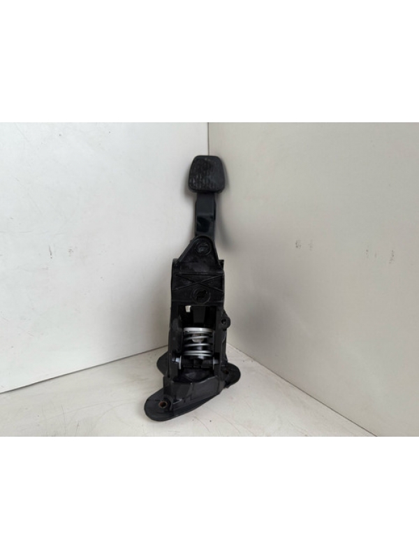 Pedal Embreagem Mb Sprinter 314 416 516 2020 2021 2022 2023.