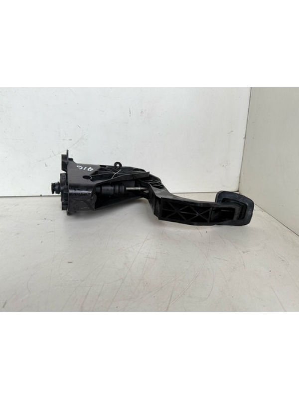 Pedal Embreagem Mb Sprinter 314 416 516 2020 2021 2022 2023.