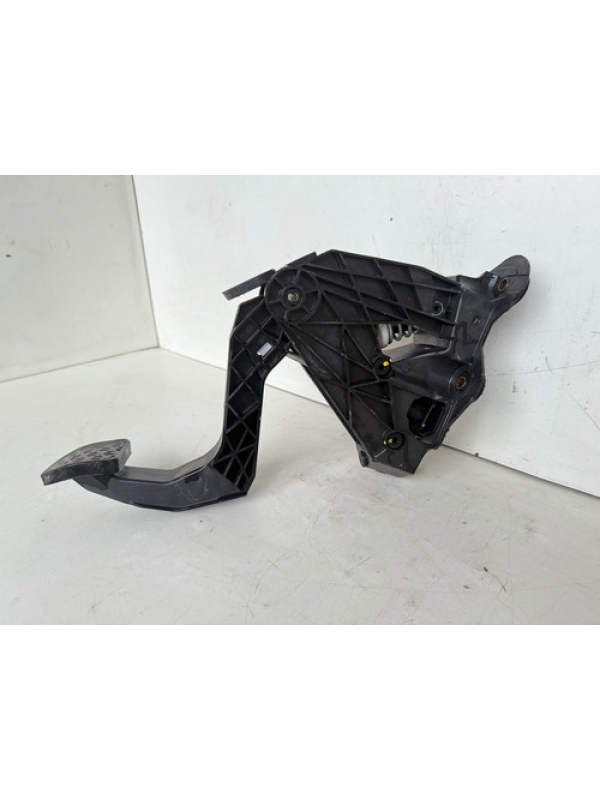Pedal Embreagem Mb Sprinter 314 416 516 2020 2021 2022 2023.