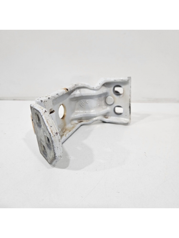 Dobradiça Da Porta Traseira Renault Master 2.3 2020 2021 022
