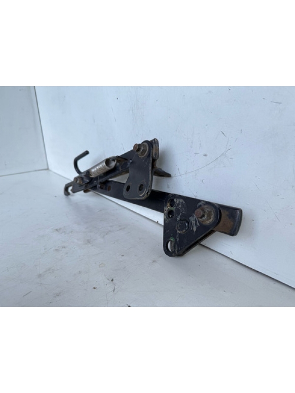 Braço Limitador Articulação Cabine Ford Cargo 2008 À 2019.