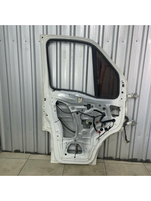 Porta Dianteira Esquerda Renault Master 2.5 08 09 10 11 À 12