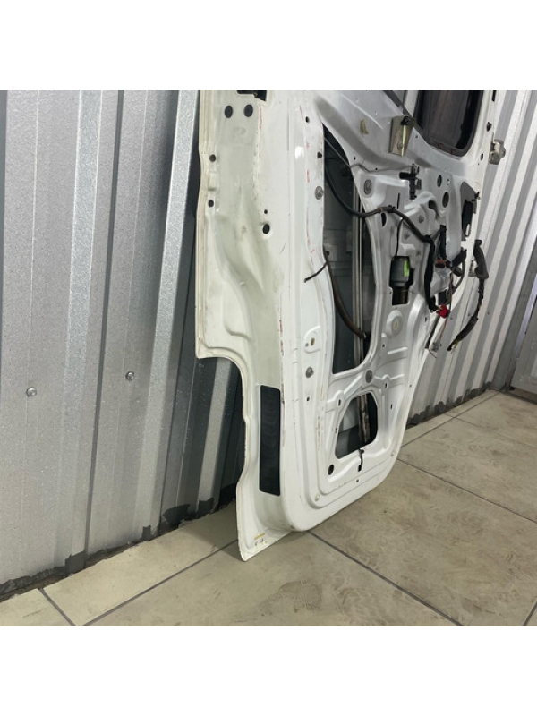 Porta Dianteira Esquerda Renault Master 2.5 08 09 10 11 À 12
