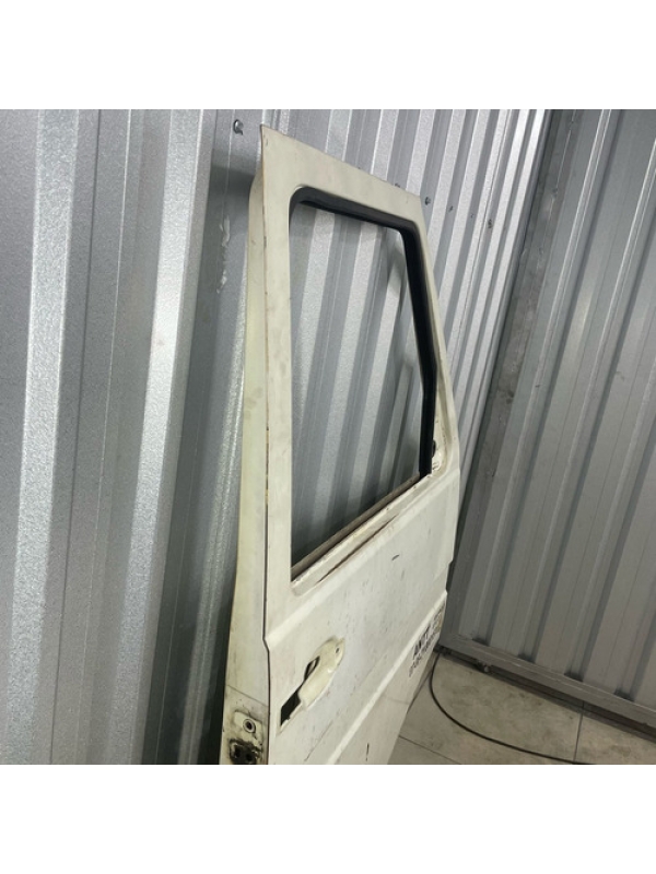 Porta Dianteira Direita Iveco Daily 3510 4912 97 98 99 À 07.