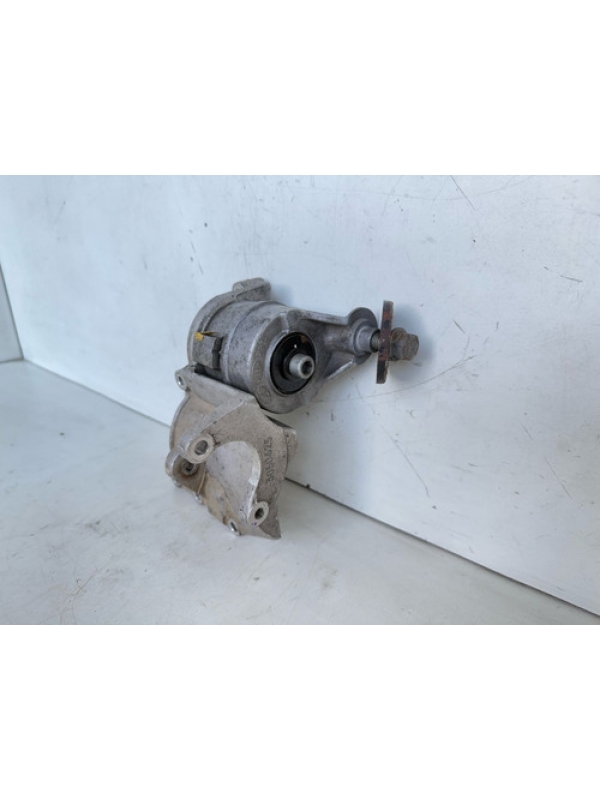 Suporte Bomba Compressor Hyundai Hr Bongo 2.5 2013 14 À 2022
