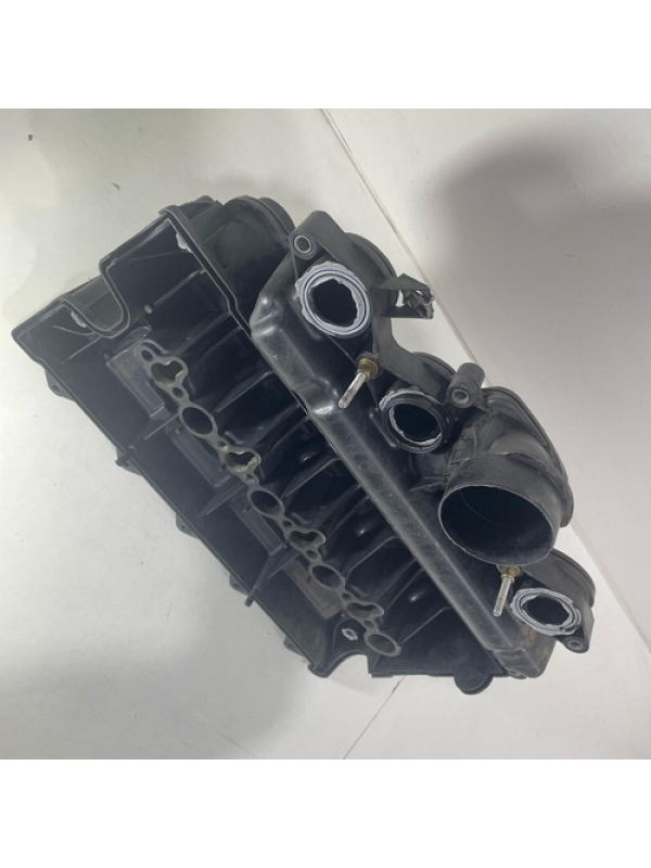 Tampa De Válvula Do Motor Renault Master 2.5 2006 07  À 2013