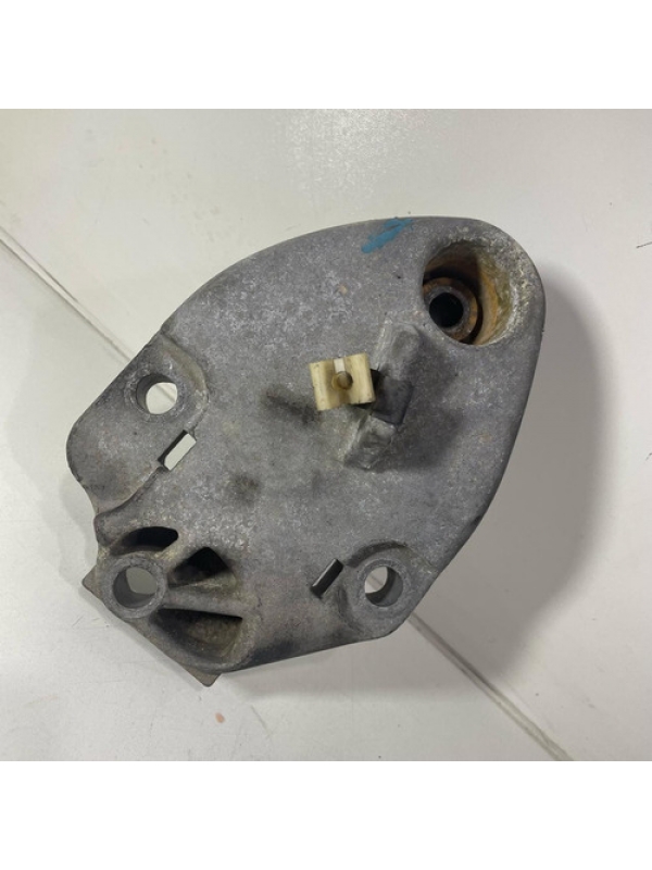 Suporte De Alumínio Coxim Direito Renault Master 2.5 06 À 12