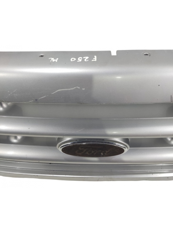 Grade Frontal Ford F250 F350  2001 2002 2003 2004 2005 2006.