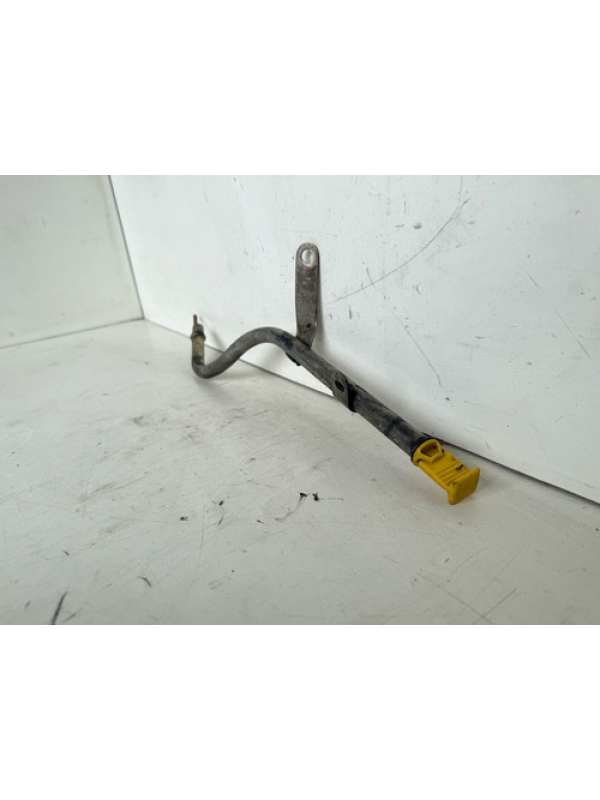 Tubo Vareta Nivel Oleo Renault Master 2.5 16v 2006 07 À 2012