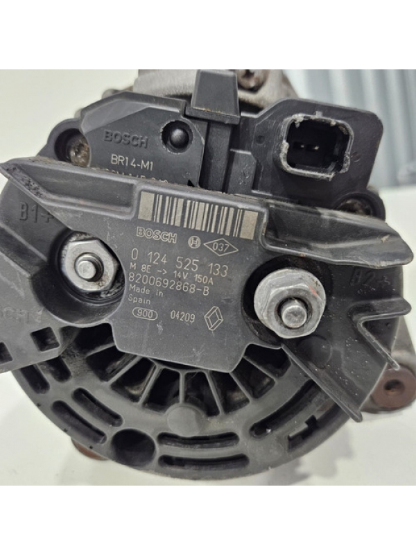 Alternador Motor Renault Master 2.5 2006 07 À 2012 (detalhe)