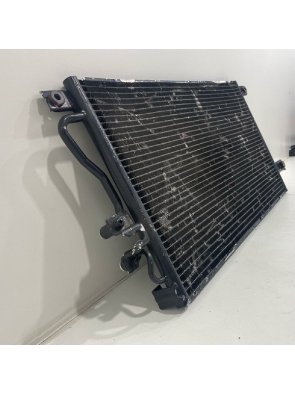 Condensador Ar Mitsubishi Pajero Hpe 2.8 Diesel 2001 À 2005.