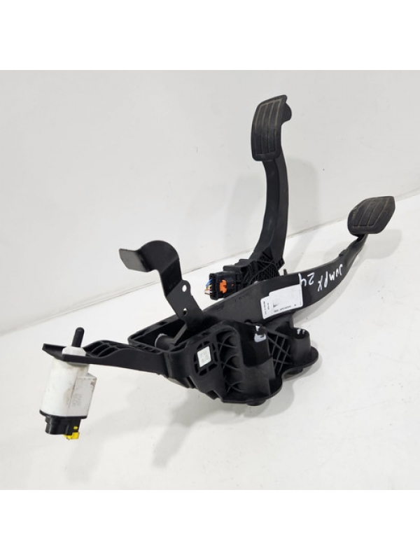 Suporte Pedal Acelerador Freio Peugeot Expert 1.5 2018 À 024