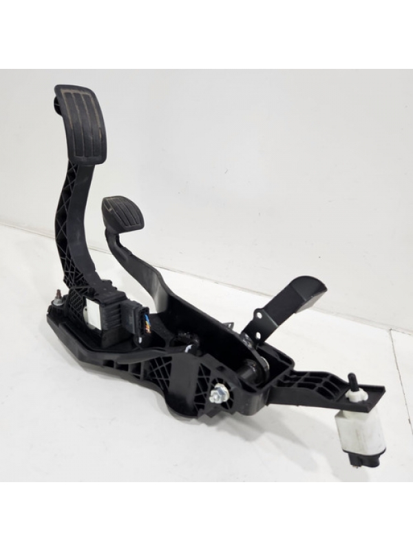 Suporte Pedal Acelerador Freio Peugeot Expert 1.5 2018 À 024