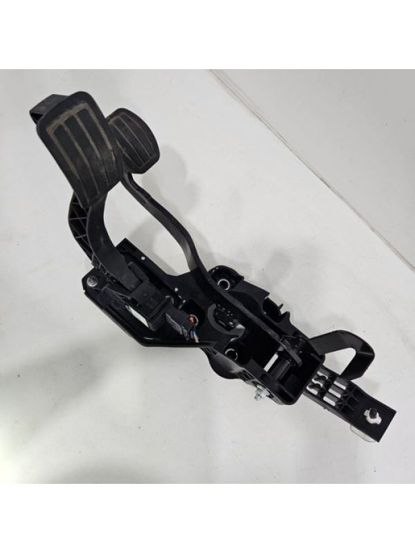 Suporte Pedal Acelerador Freio Peugeot Expert 1.5 2018 À 024