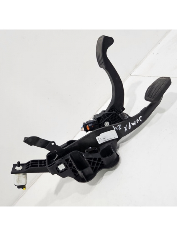 Suporte Pedal Acelerador Freio Peugeot Expert 1.5 2018 À 024
