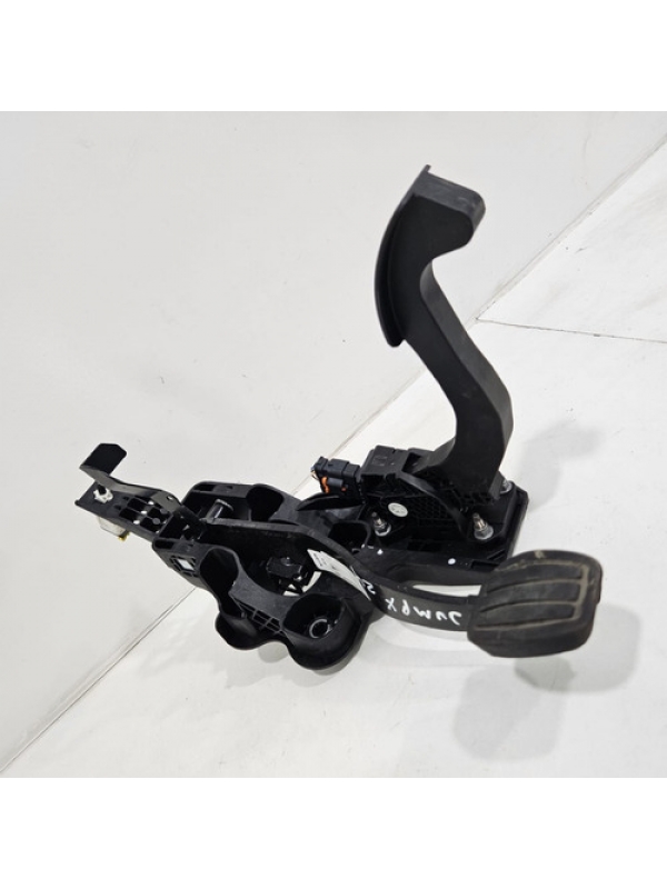 Suporte Pedal Acelerador Freio Peugeot Expert 1.5 2018 À 024