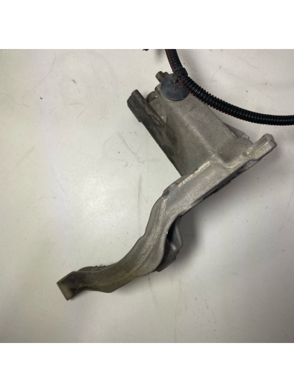 Suporte Alternador Peugeot Expert Jumpy Scudo 2018 019 À 24.
