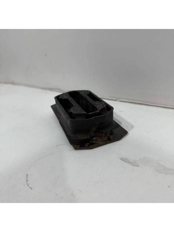 Suporte Coxim Radiador Iveco Daily 2008 2009 2010 2011 2012.