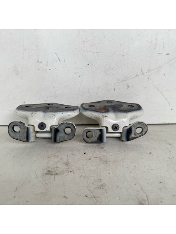 Dobradiça Porta Direita Hyundai Hr 2.5 Diesel 2013 14 À 2022