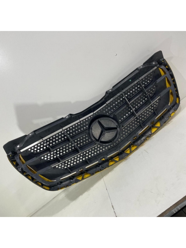 Grade Dianteira Mb Sprinter 311 313 415 515 2.2 2017 À 2019.