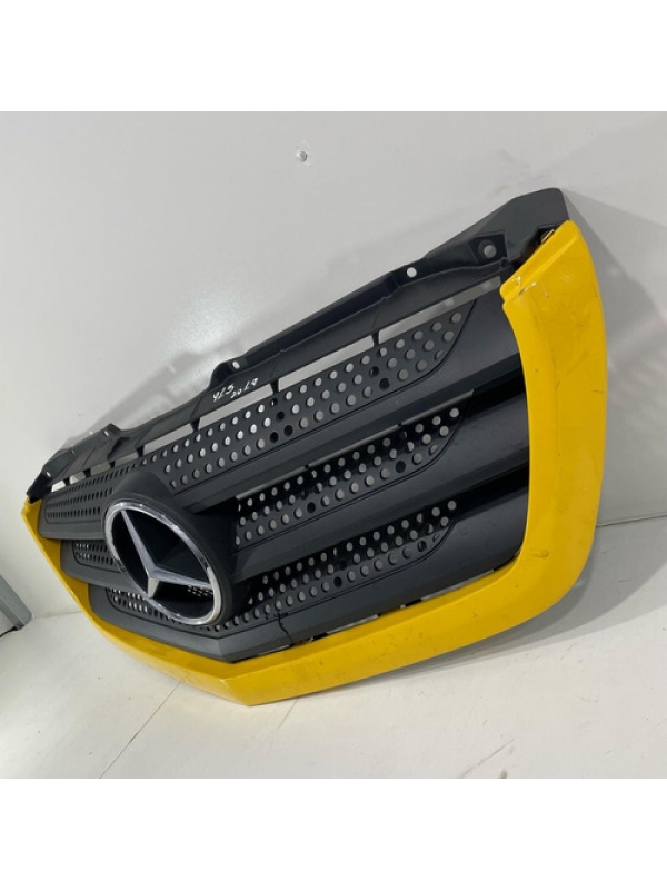 Grade Dianteira Mb Sprinter 311 313 415 515 2.2 2017 À 2019.
