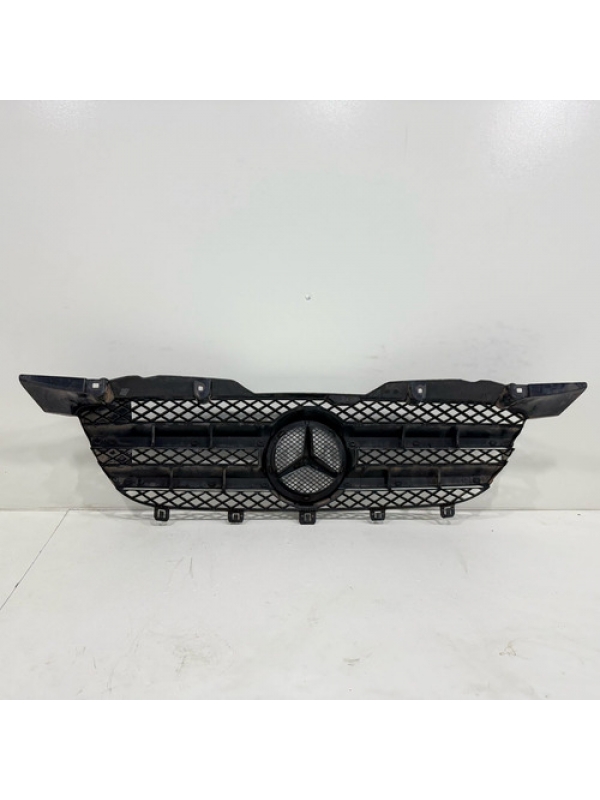 Grade Parachoque Mb Sprinter Detalhe 415 515 2013 14 À 2017.