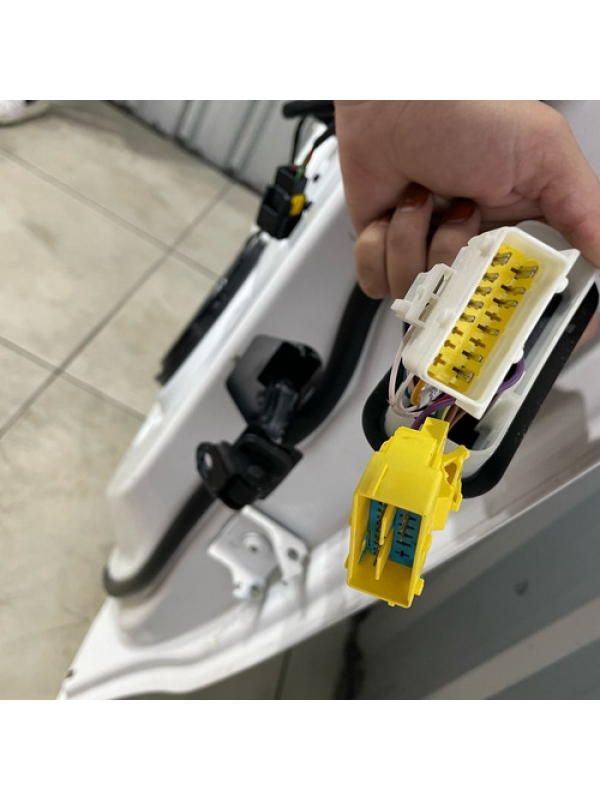 Porta Dianteira Esquerda Peugeot Expert Scudo Jumpy 18 À 24