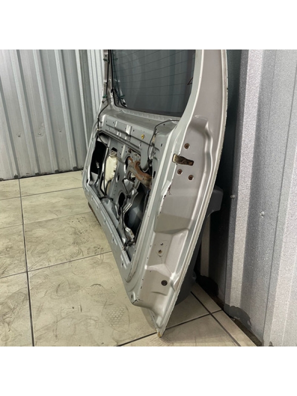Tampa Porta Traseira Mitsubishi Pajero Gls Full 2001 À 2006.