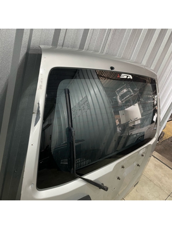 Tampa Porta Traseira Mitsubishi Pajero Gls Full 2001 À 2006.