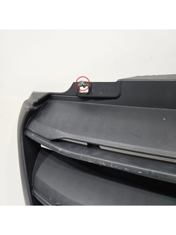 Grade Frontal Mb Sprinter 314 416 417 2020 Até 2025 Detalhe.